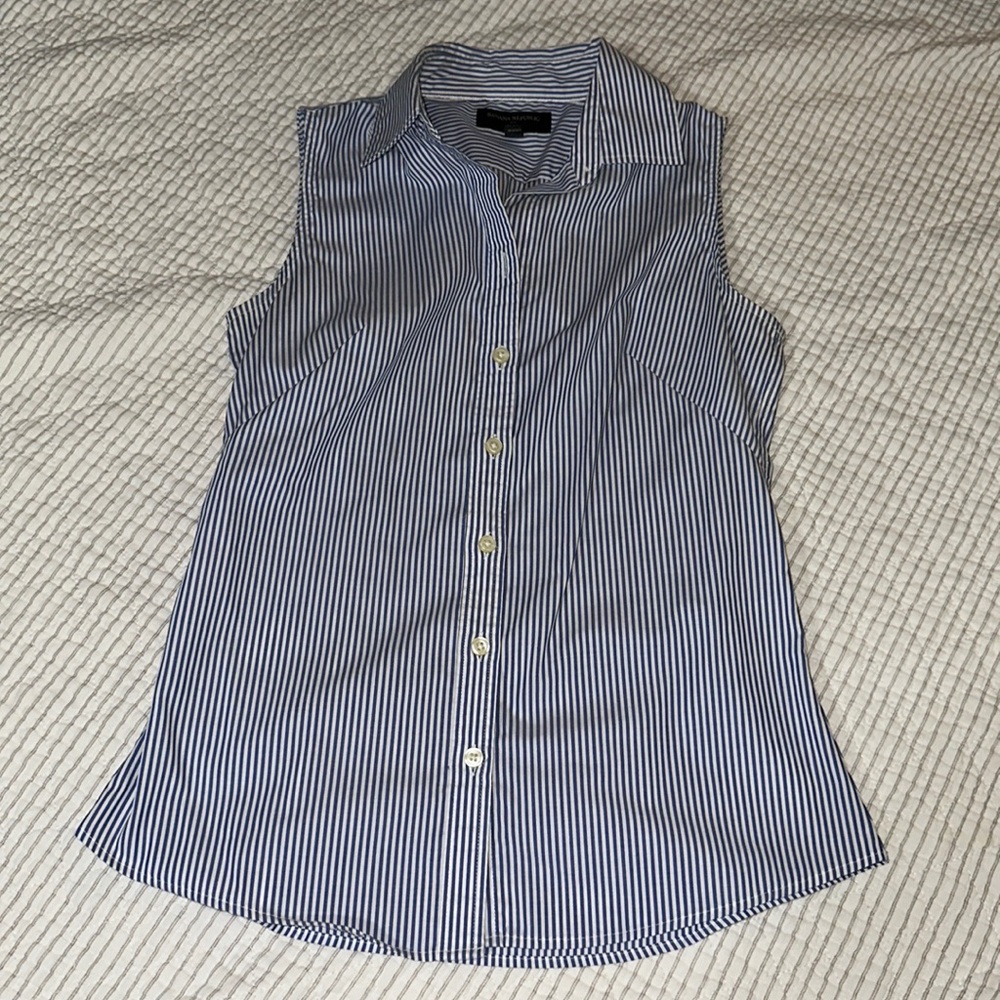 Banana Republic Button Down Collared Sleeveless Top, Blue and White Striped